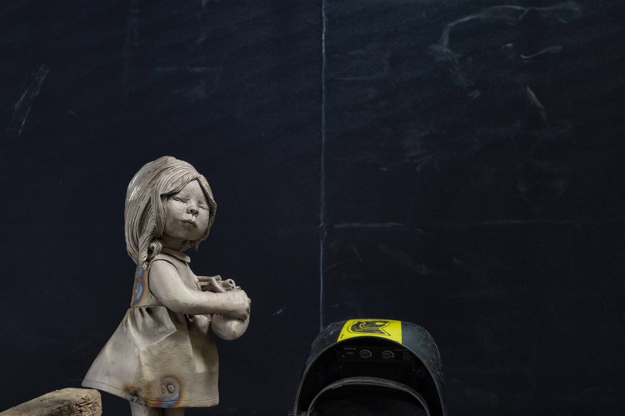 Art Manufacturing: How Artistic Vision Becomes Physical Reality