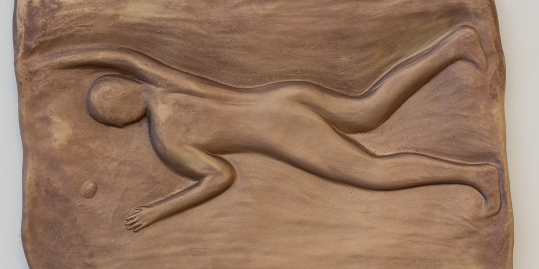 Alto relieve: la técnica escultórica que da vida a la materia