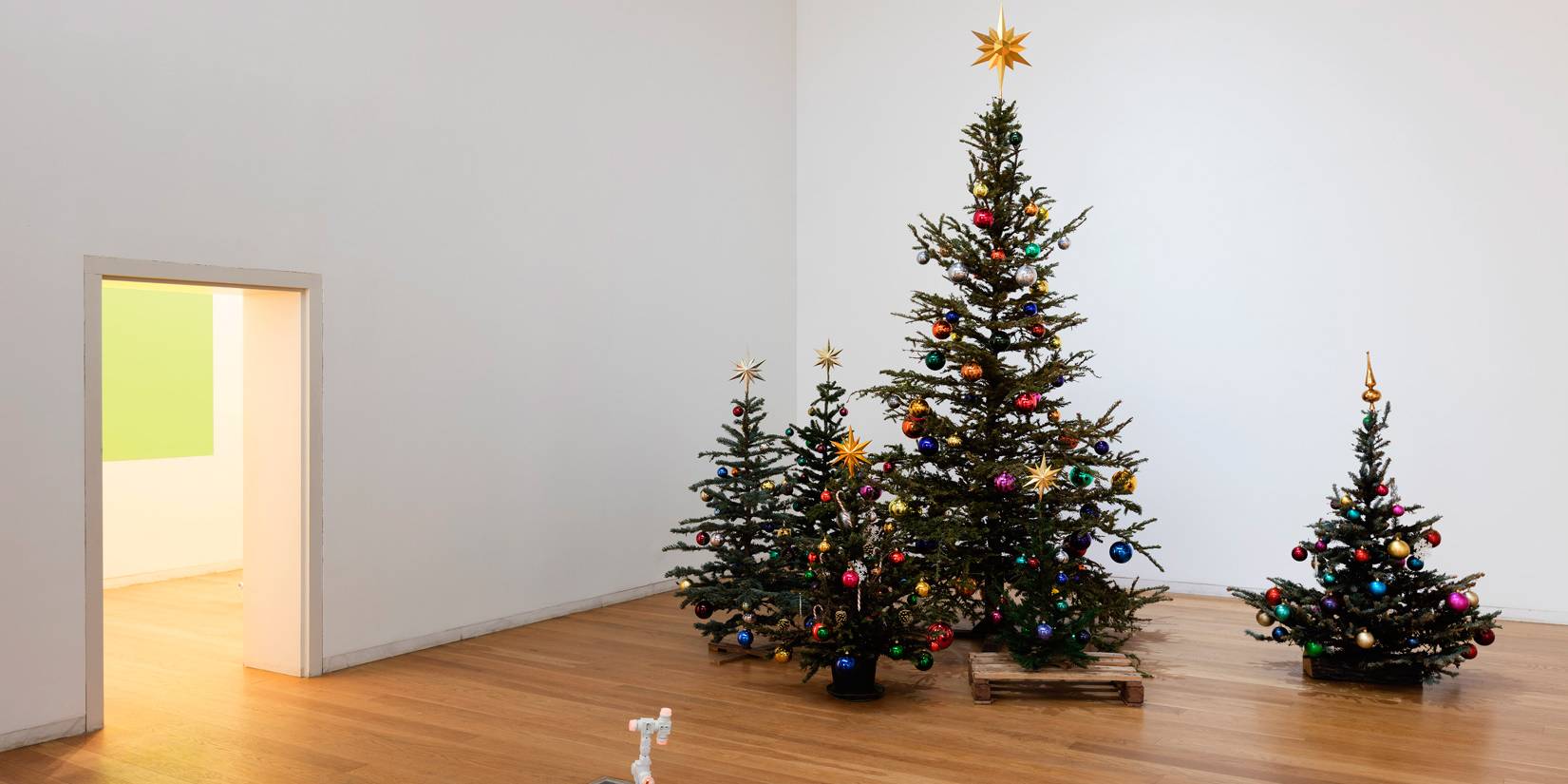 Philippe Parreno: arte, luz y la coreografía del espacio