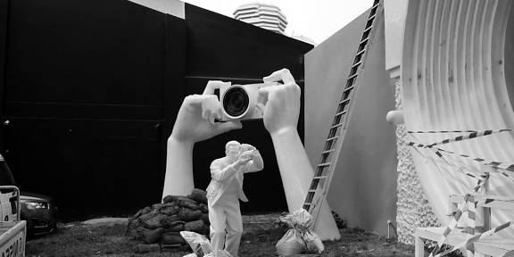 Sculpture with Recycled Materials: Sustainability, Creativity, and Contemporary Artistic Innovation
