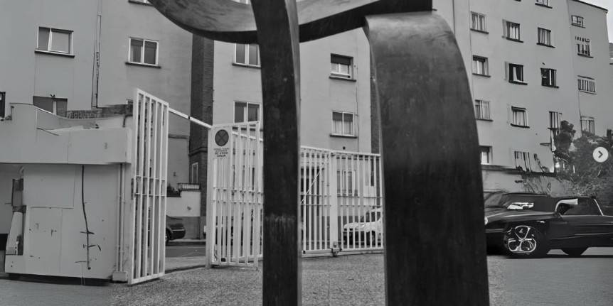 Hospital Sculptures: How Art Creates Healing Environments and Enhances Healthcare Architecture