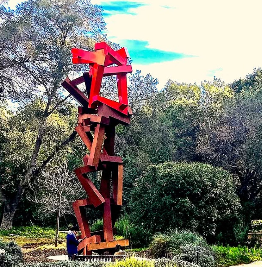 Monumental Sculpture Fabrication: Process, Engineering, and Production of Large-Scale Artworks